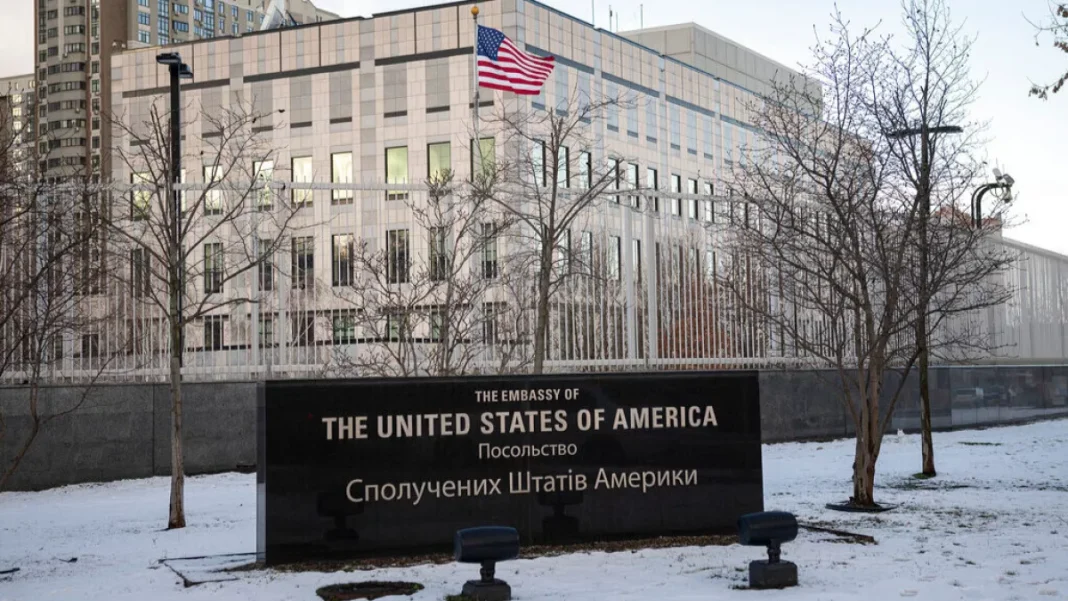 Les Ã‰tats-Unis ferment leur ambassade en Ukraine